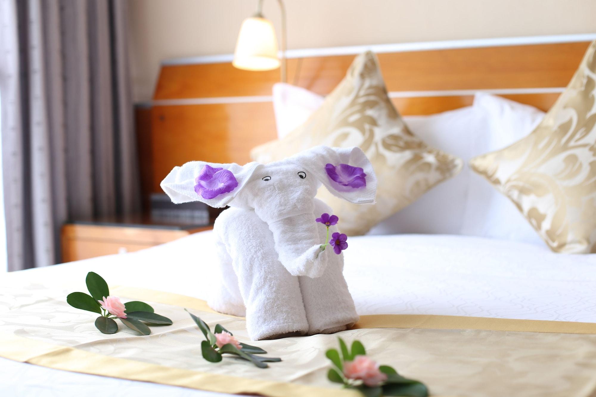 Yihe Hotel Ouzhuang Canton Extérieur photo